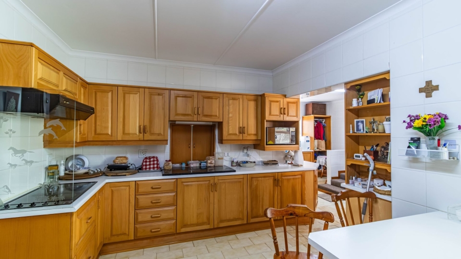 5 Bedroom Property for Sale in Vincent Eastern Cape